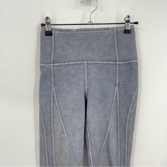 Lululemon Wunder Under Crop Ribbed Snow Washed Women's Size 4 Leggings - Picture 2 of 6